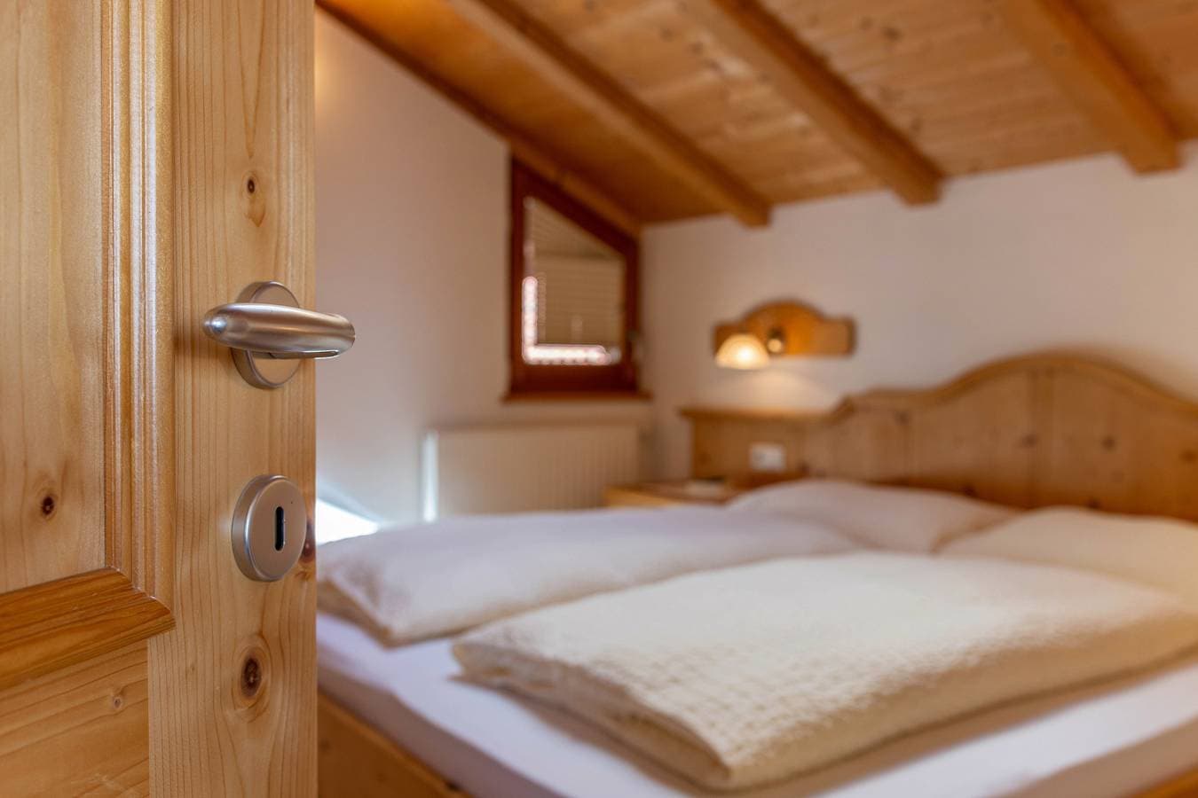 Foto 12 von 32: Ferienwohnung 'Haus Alpenblick Apt Brunelle' mit Bergblick, Gemeinschaftsgarten und WLAN