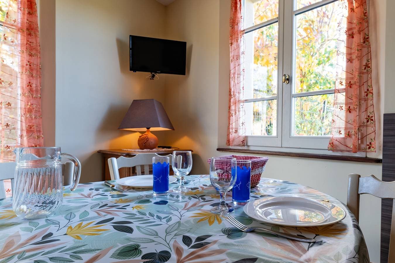 Foto 5 von 20: Gîte la combe verte – Renovierter Bauernhof mit Innenpool