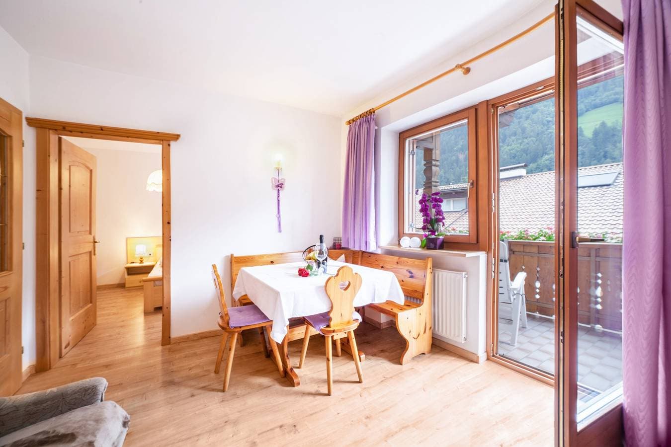 Foto 4 von 21: Ferienwohnung 'Sonnenparadies 2' mit Bergblick, WLAN & Garten