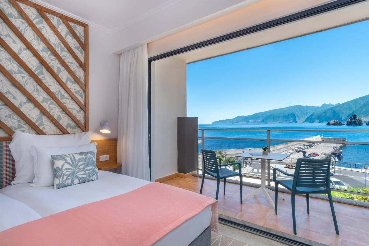 Foto 4 von 5: Double Room with Sea View