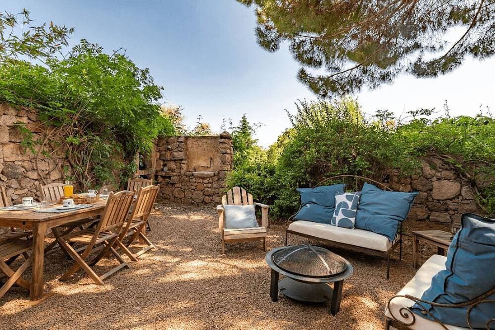Foto 6 von 19: Charming apartments in Porto-Vecchio and Araggio, between the sea and the mounta
