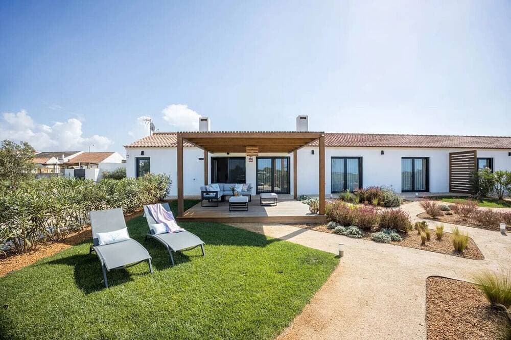 Lavender Retreat Rogil 1