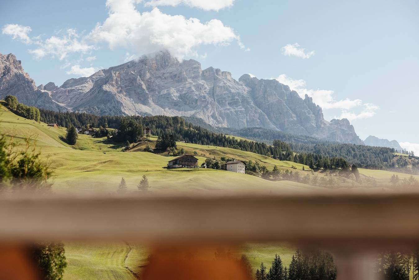 Foto 8 von 30: Ferienwohnung 'Ciasa Willy Conturines' mit Bergblick, Balkon und WLAN