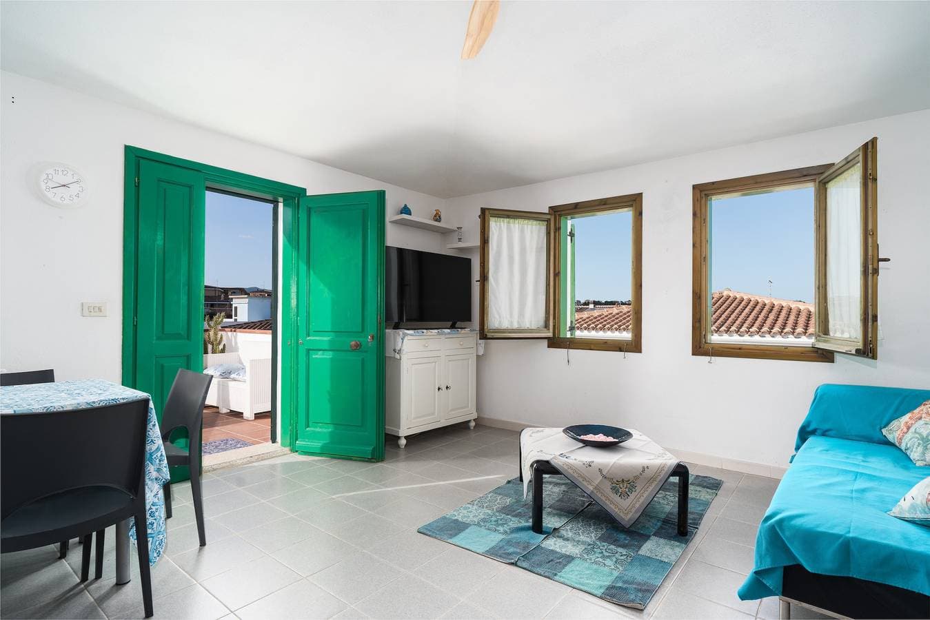 Foto 3 von 21: Ferienhaus 'Azzurra' mit Meerblick, privater Terrasse und WLAN