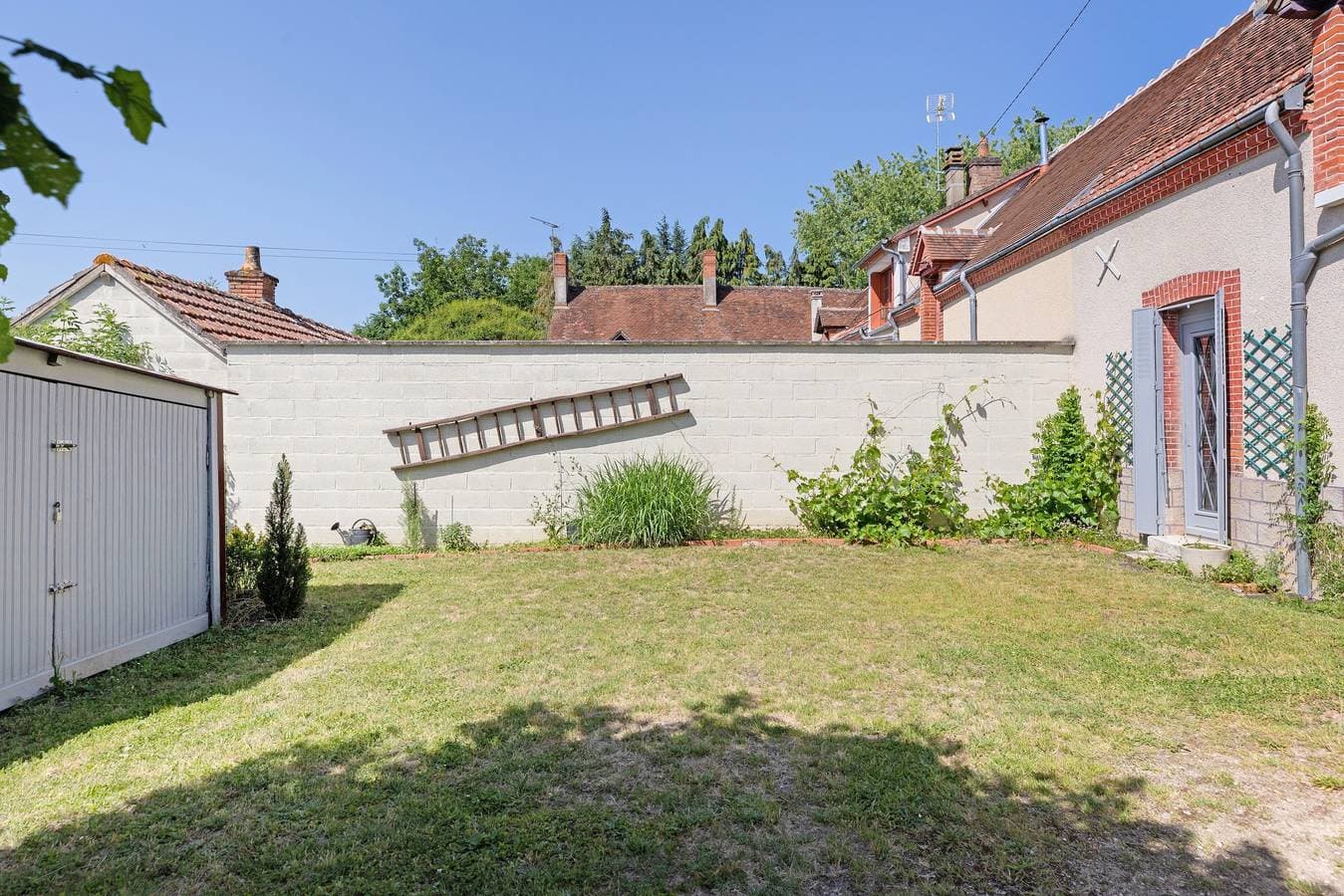 Foto 3 von 27: Gîte Le Francvillois: Ferienhaus mit privatem Garten und WLAN