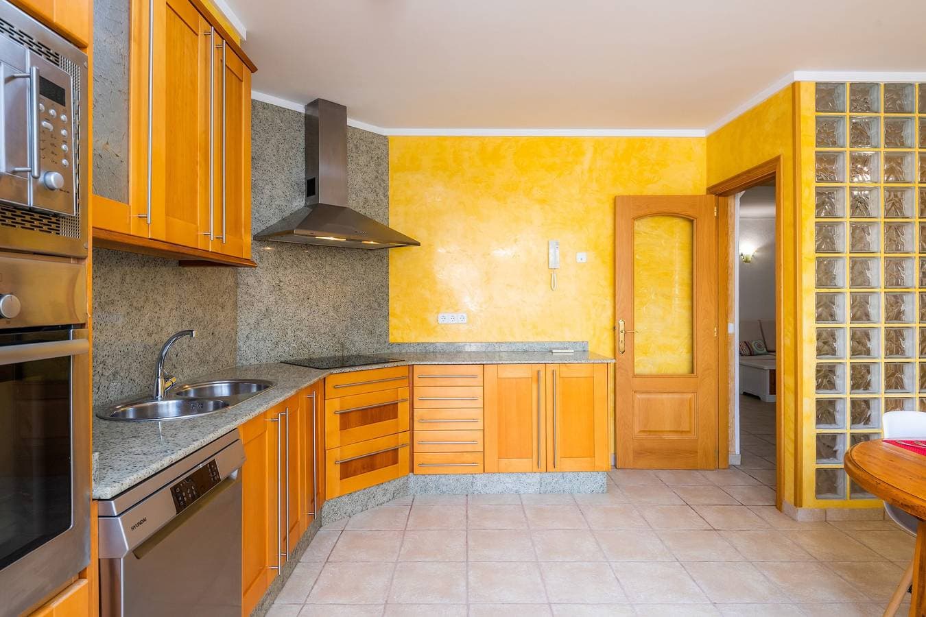 Foto 9 von 27: Ferienwohnung Sa Mina mit Terrasse und WLAN