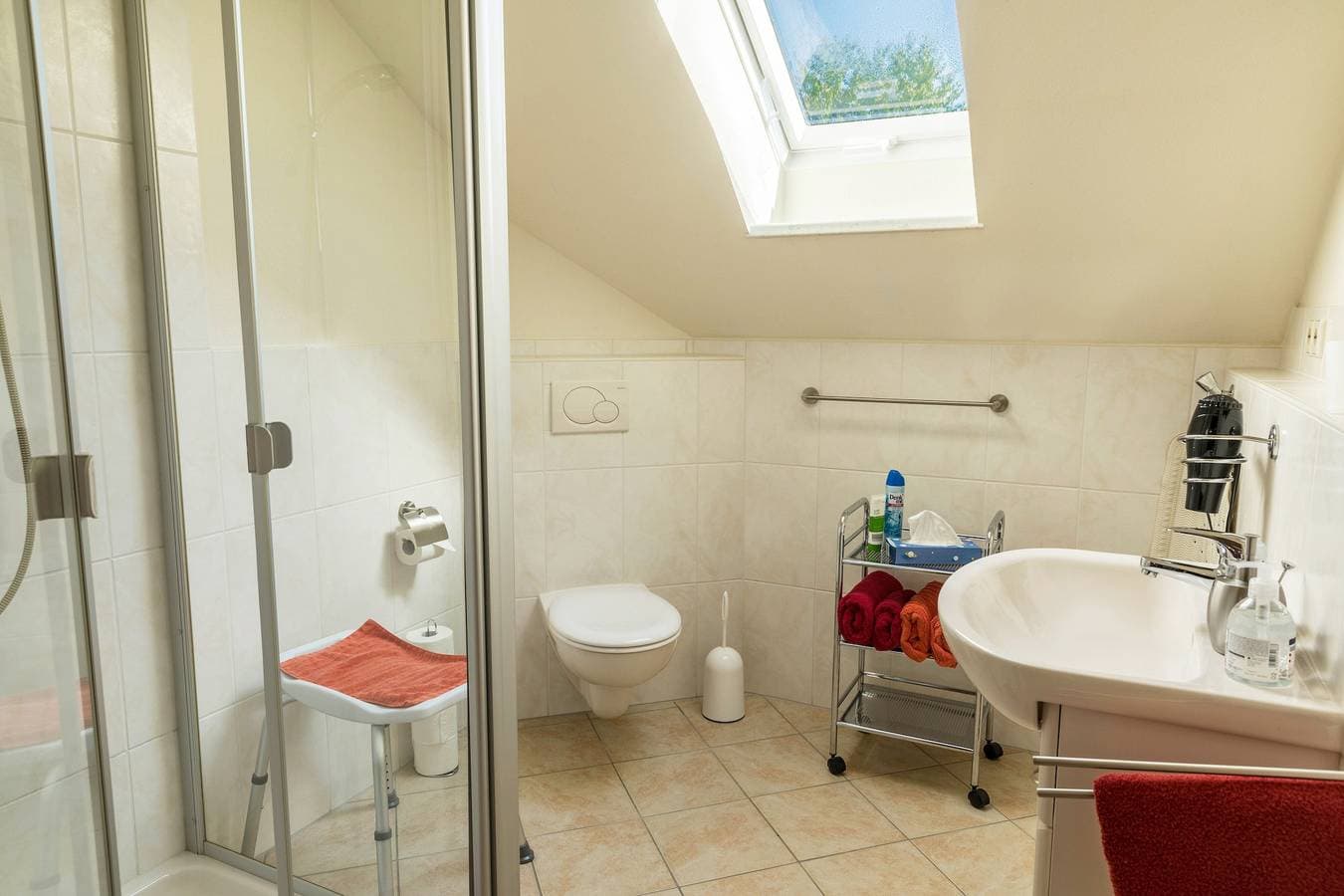 Foto 11 von 22: Gemütliche Ferienwohnung im Haus Irene mit Balkon