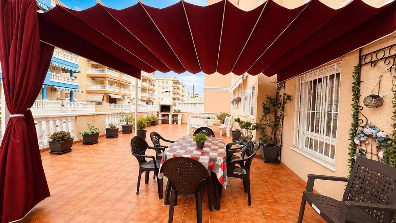 2 bedroom flat 100m from the beach with huge terrace 1