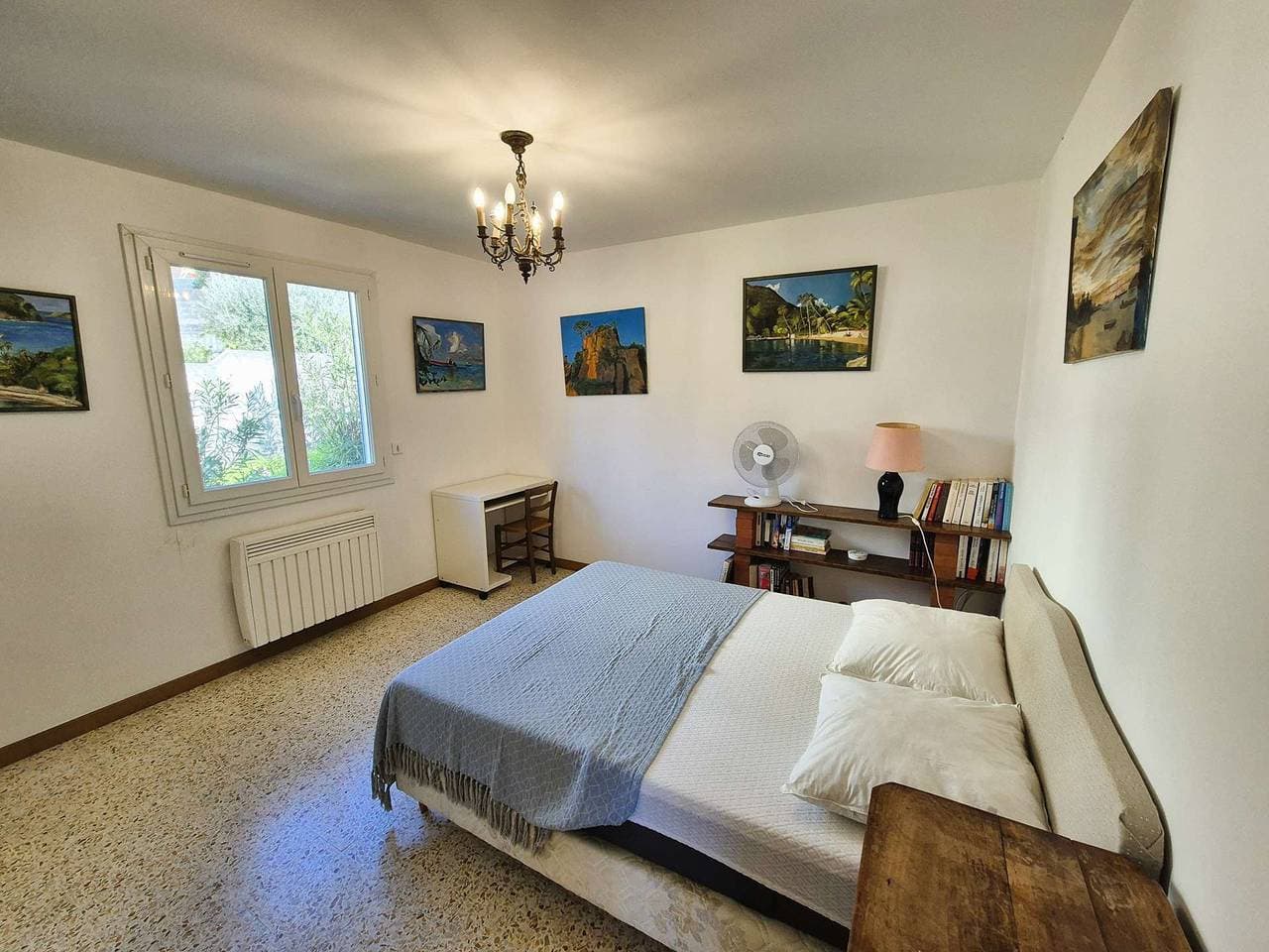 Foto 5 von 15: Villa mit 3 Schlafzimmern im Zentrum des Dorfes Saint Mandrier