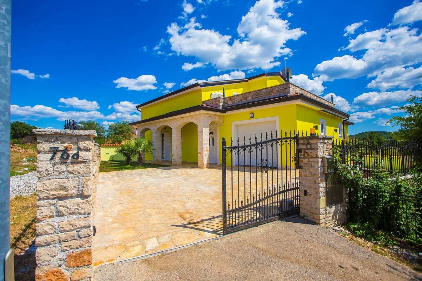 Foto 12 von 40: Familienvilla Gialla mit privatem Pool