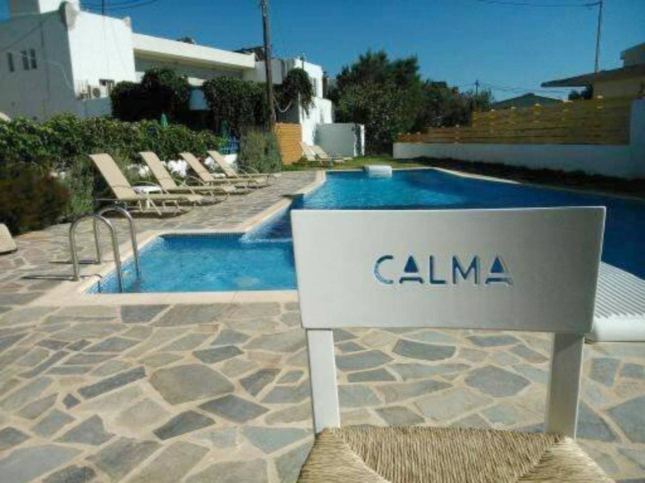 Calma Apartments & Studios 1