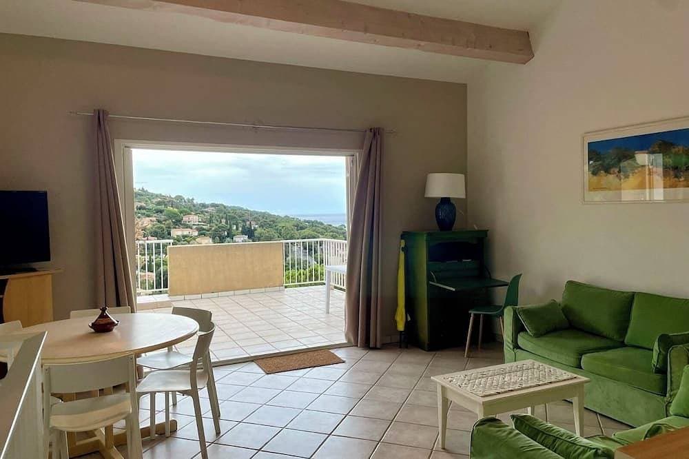 Foto 8 von 13: Apartment n°2 near the beach - sea view + terrace