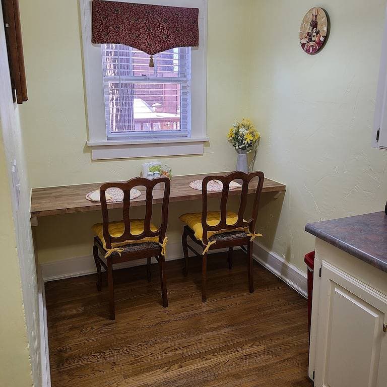 Foto 4 von 14: Cozy one bedroom apartment in historical district