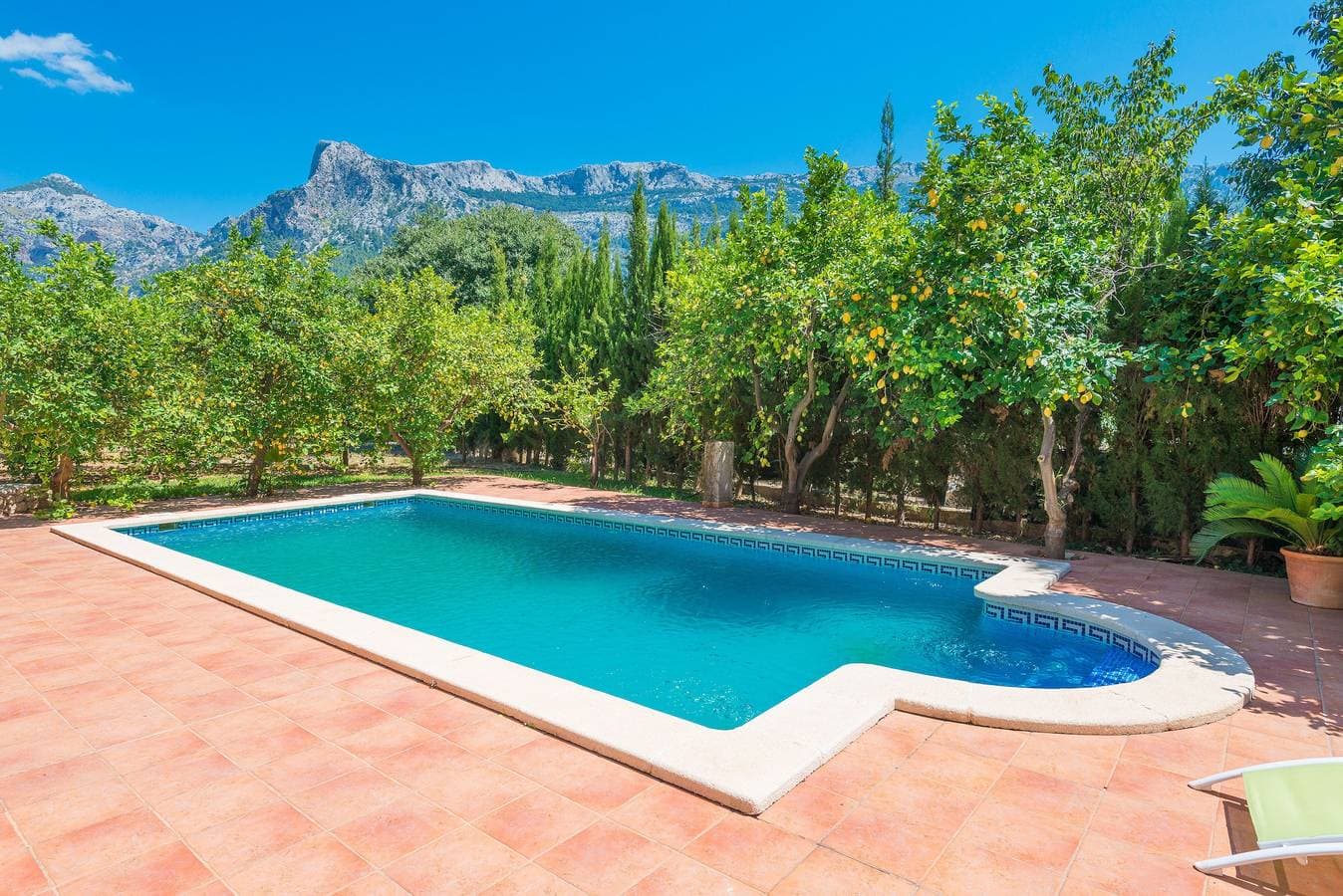 Foto 5 von 25: Villa mit Pool und Blick - Finca Can Guixe