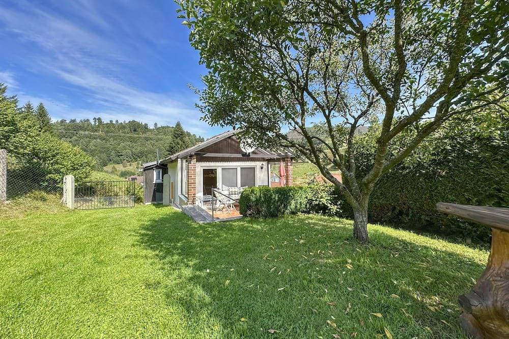 Ferienhaus im Thüringer Wald mit großem Garten 1