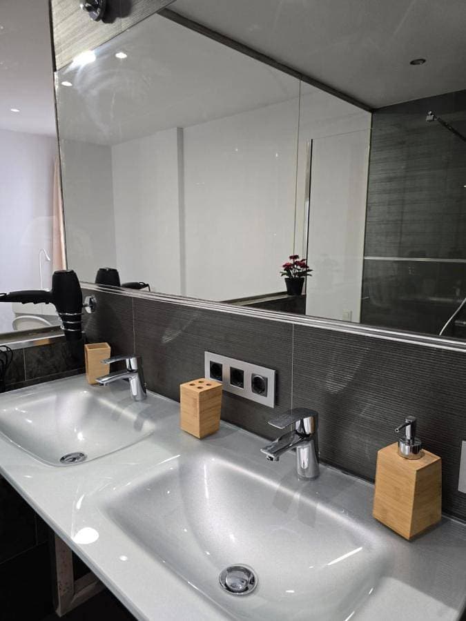 Foto 4 von 22: Two-Room Apartment