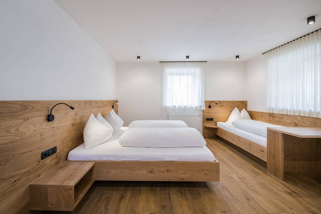 Foto 10 von 19: Ferienwohnung "Kuenz Dolomites 1" mit Bergblick, 2 Balkonen & WLAN