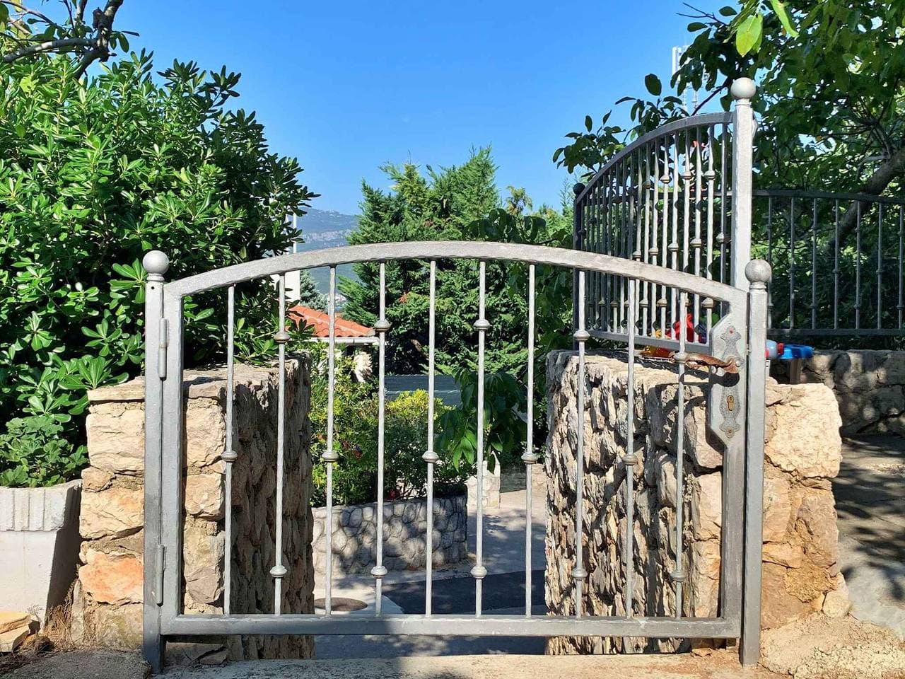 Foto 8 von 28: Ferienwohnung mit Terrasse und Grillmöglichkeit