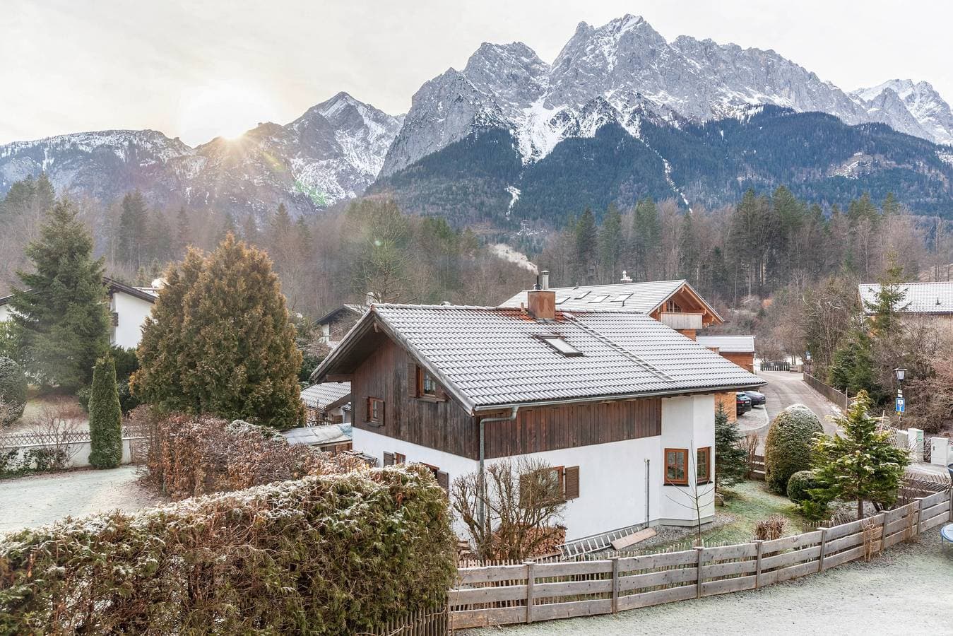 Foto 3 von 22: Studio-Apartment 'Aschaubichl – Wohnung Bergaurikel' mit Bergblick, Balkon & WLAN