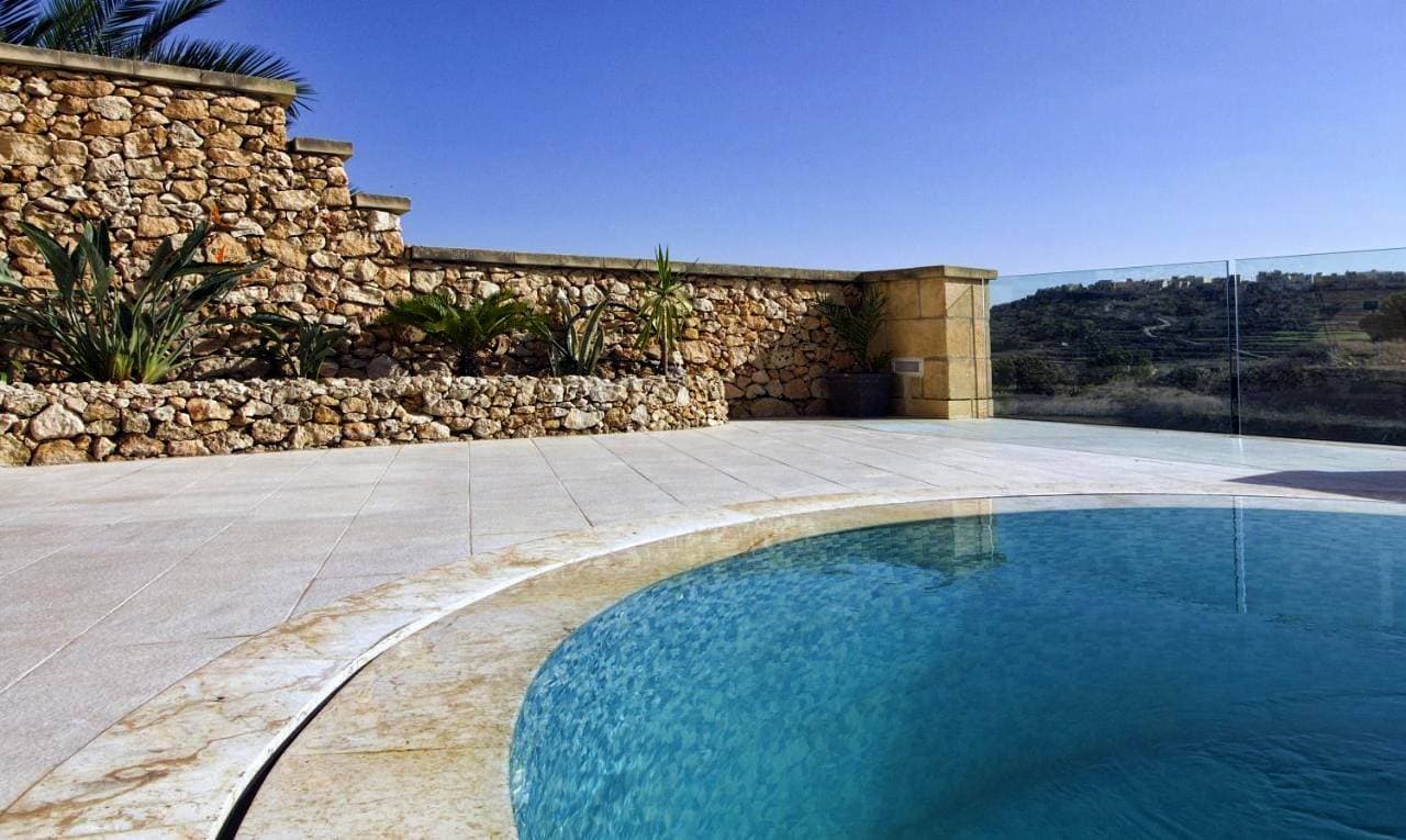 Foto 4 von 5: Four-Bedroom Villa with Private Pool
