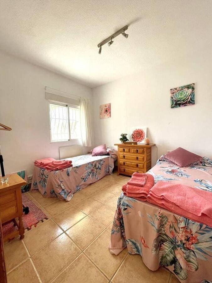 Foto 12 von 43: Immaculate 4-Bed House in Aguas de Busot