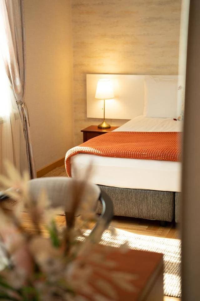 Foto 8 von 43: Double Room with Private Bathroom