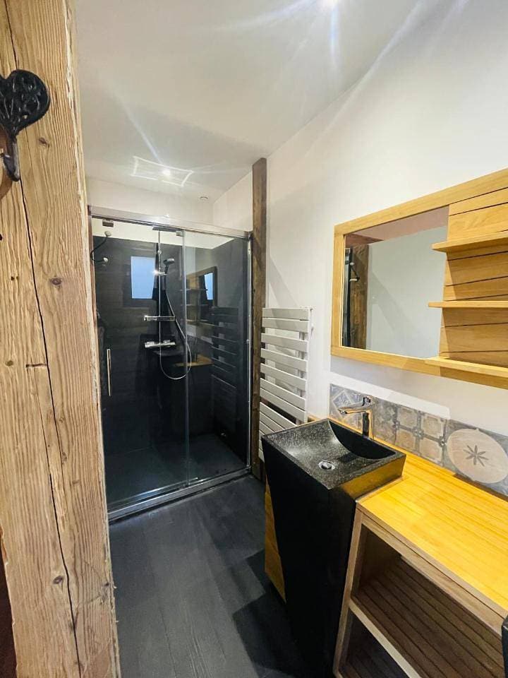 Foto 7 von 9: Three-Bedroom Chalet