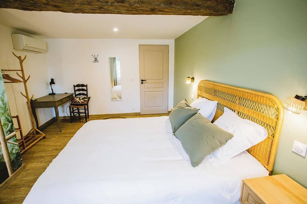 Foto 4 von 21: Gîte Ô Tilleul Enchanté Cocooning Avec Spa/jaccuzzi en Intérieur