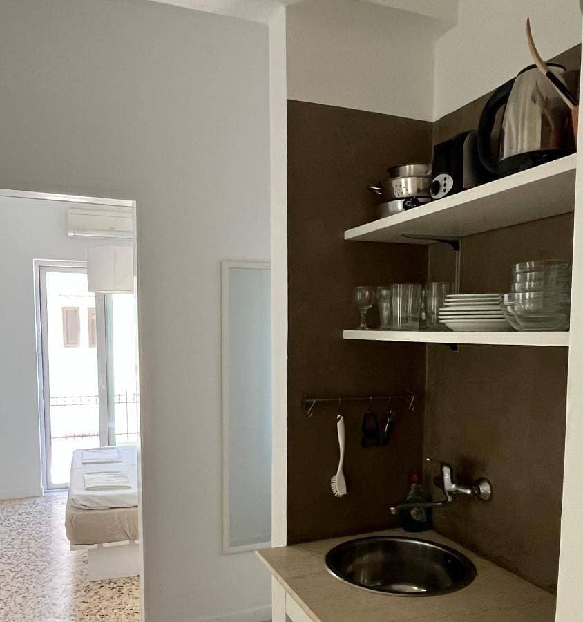 Foto 3 von 11: Studio Apartment with Sea View