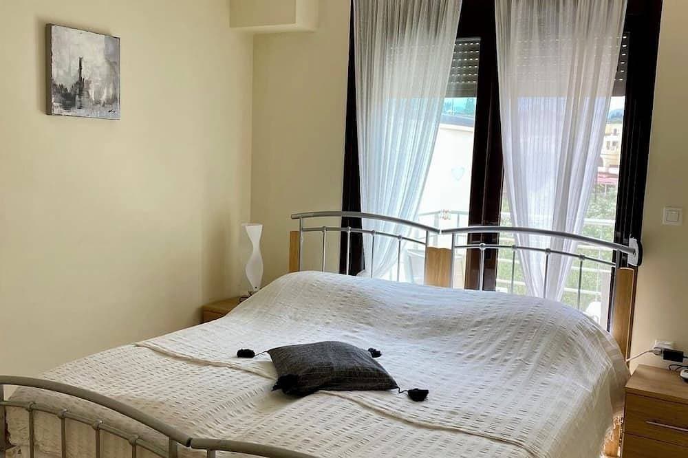 Foto 2 von 24: Geräumige Villa-Ferienwohnung mit Swimmingpool und wunderschönem Meerblick