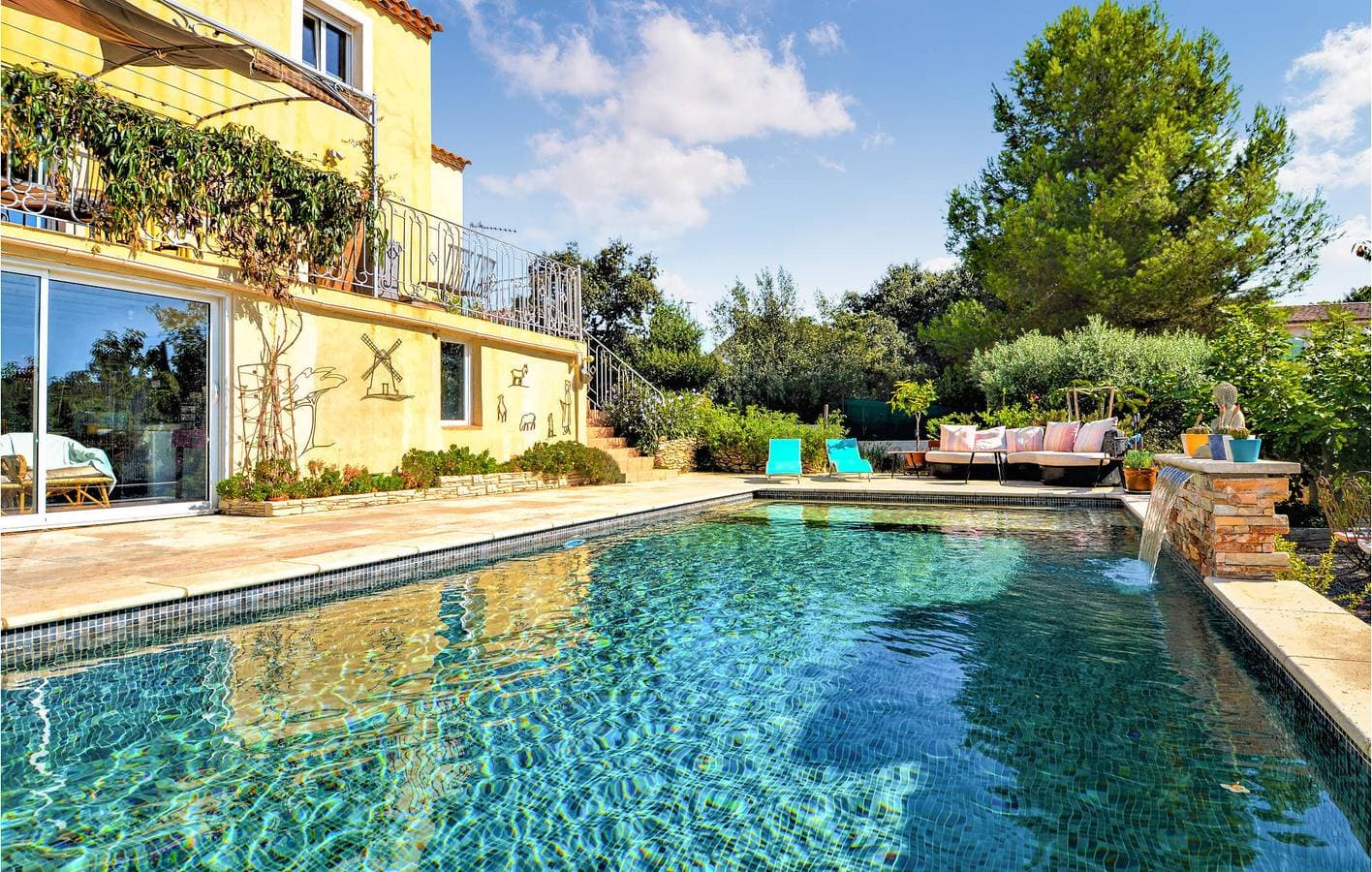 Gemütliche Wohnung in Beaucaire mit Pool und Parkplatz 1