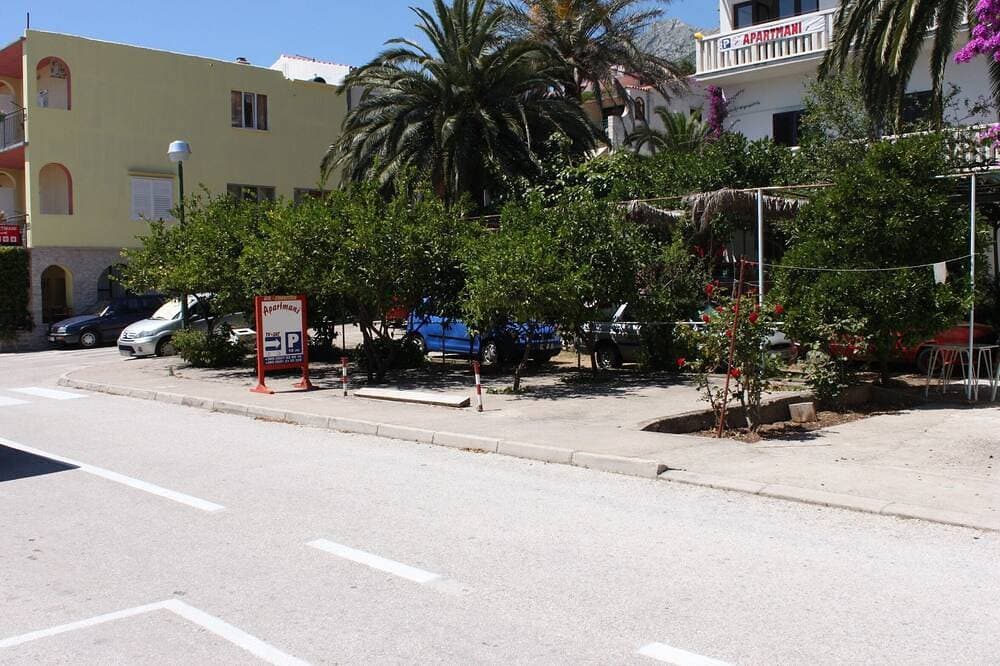 Foto 5 von 12: Studio Appartement mit Balkon und Meerblick Drvenik Donja vala, Makarska