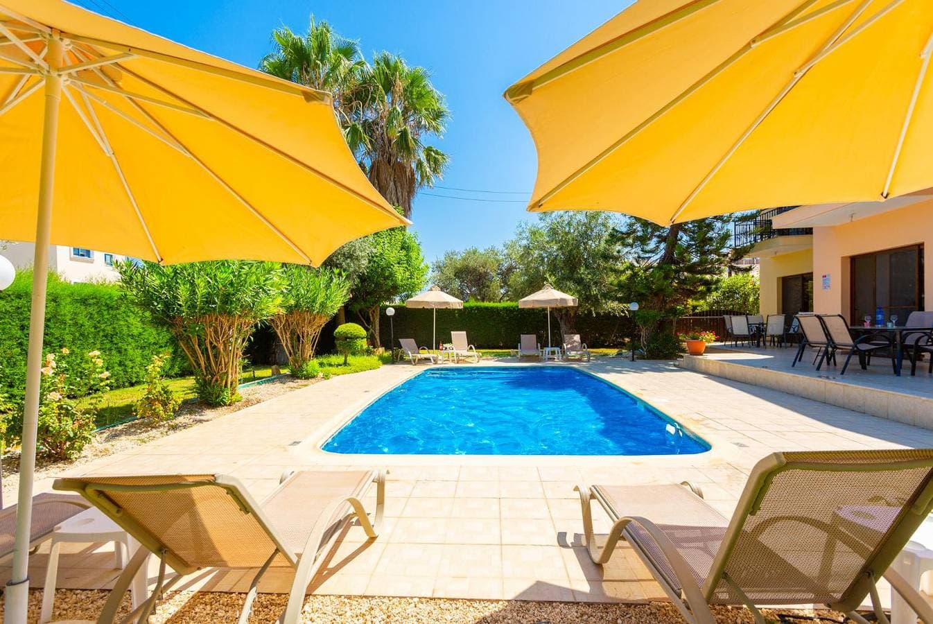 Foto 12 von 43: Villa für 9 Personen mit Meerblick