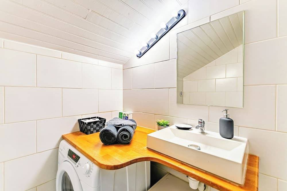 Foto 4 von 6: Cosy air-conditioned studio with secure parking