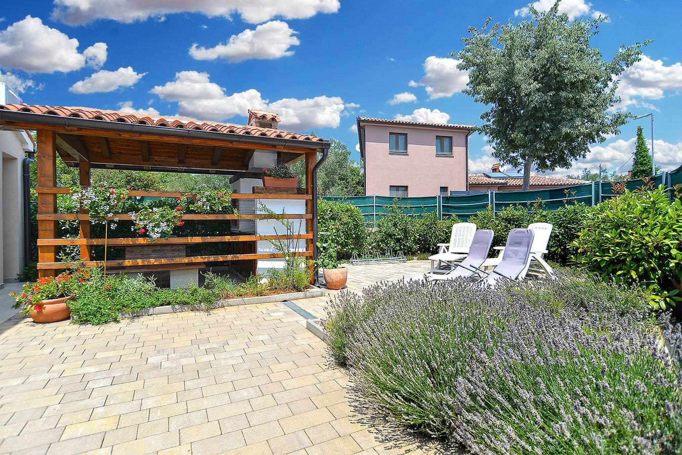 Foto 4 von 27: Ferienhaus für 4 Personen mit Terrasse