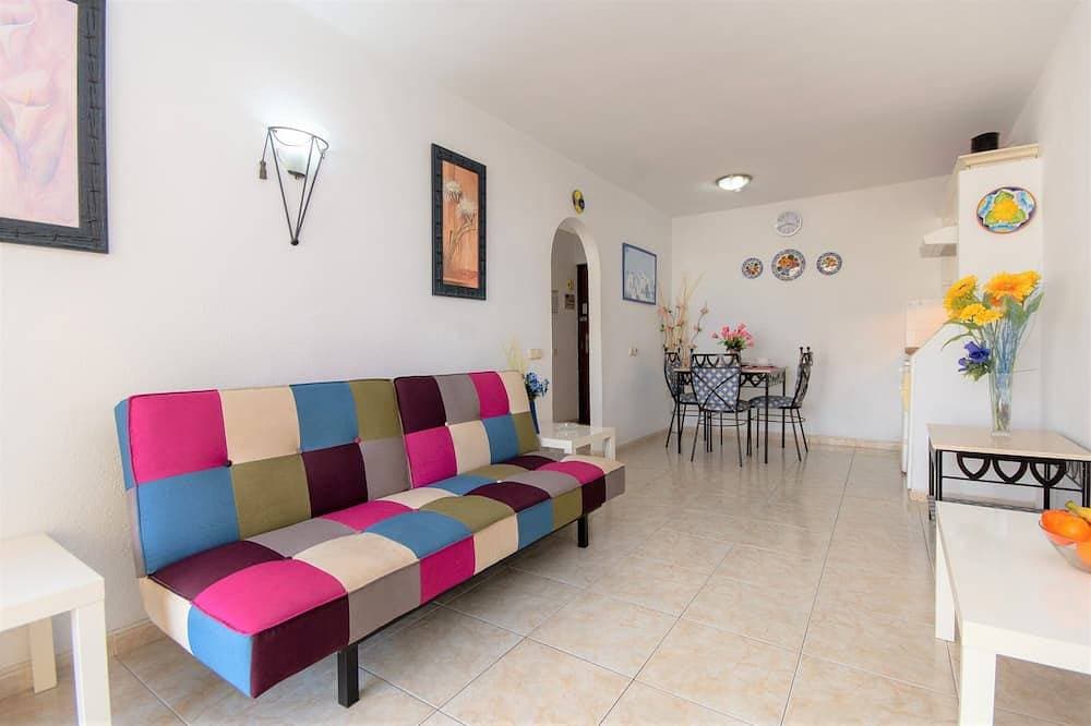 Foto 7 von 21: 1 Schlafzimmer Hotelwohnung in Costa Adeje, wenige Gehminuten zum Strand, Geschäften & Restaurants