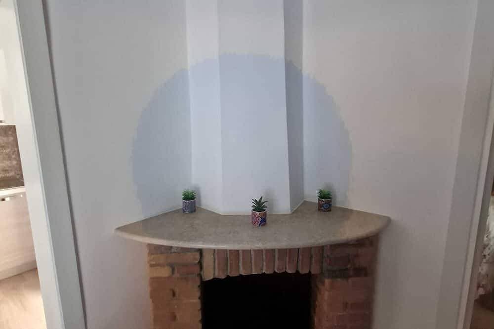 Foto 7 von 8: House sleeps 4 with garden by the sea