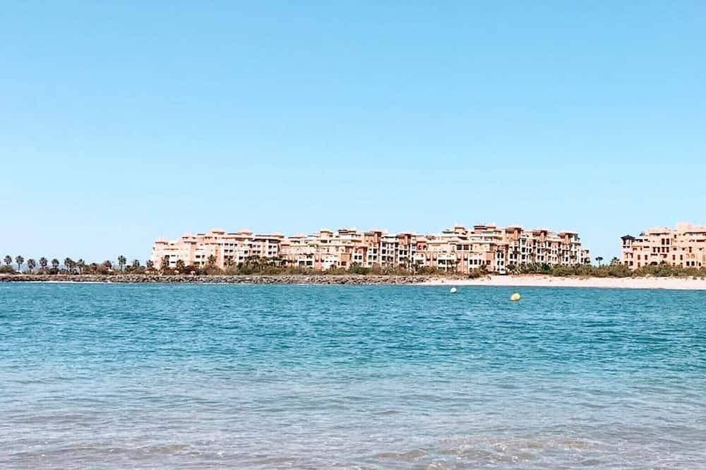Foto 9 von 14: Erste Linie Strand-Luxuswohnung. Meerblick