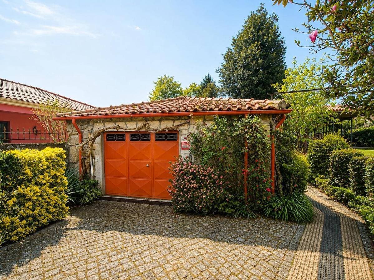 Foto 6 von 50: Three-Bedroom House