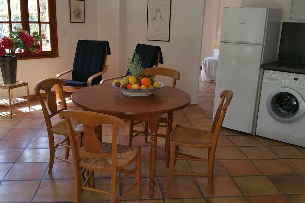 Foto 12 von 25: Apartment-Apartment-Ensuite-Blick auf den Hof