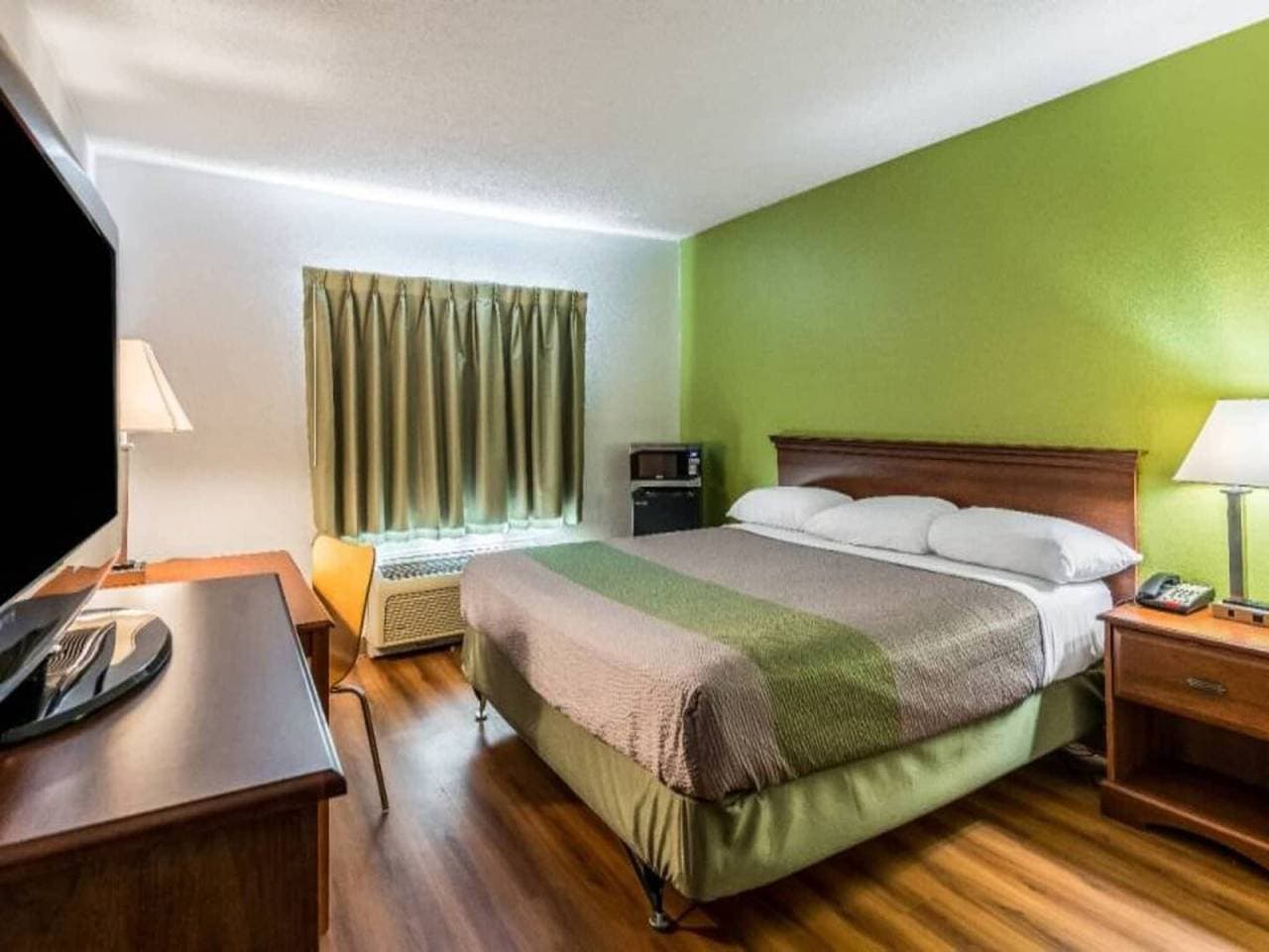 Foto 5 von 34: 1 Kingsize-Bett | Nichtraucher, Kühlschrank