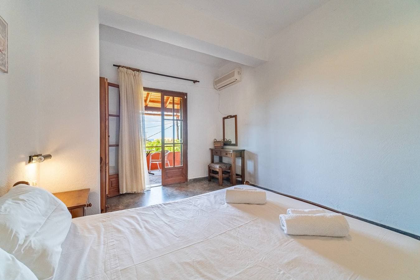 Foto 4 von 23: Einzimmerapartment "Arianna Studio Erdgeschoss 6" mit Meerblick, Gemeinschaftspool und WLAN