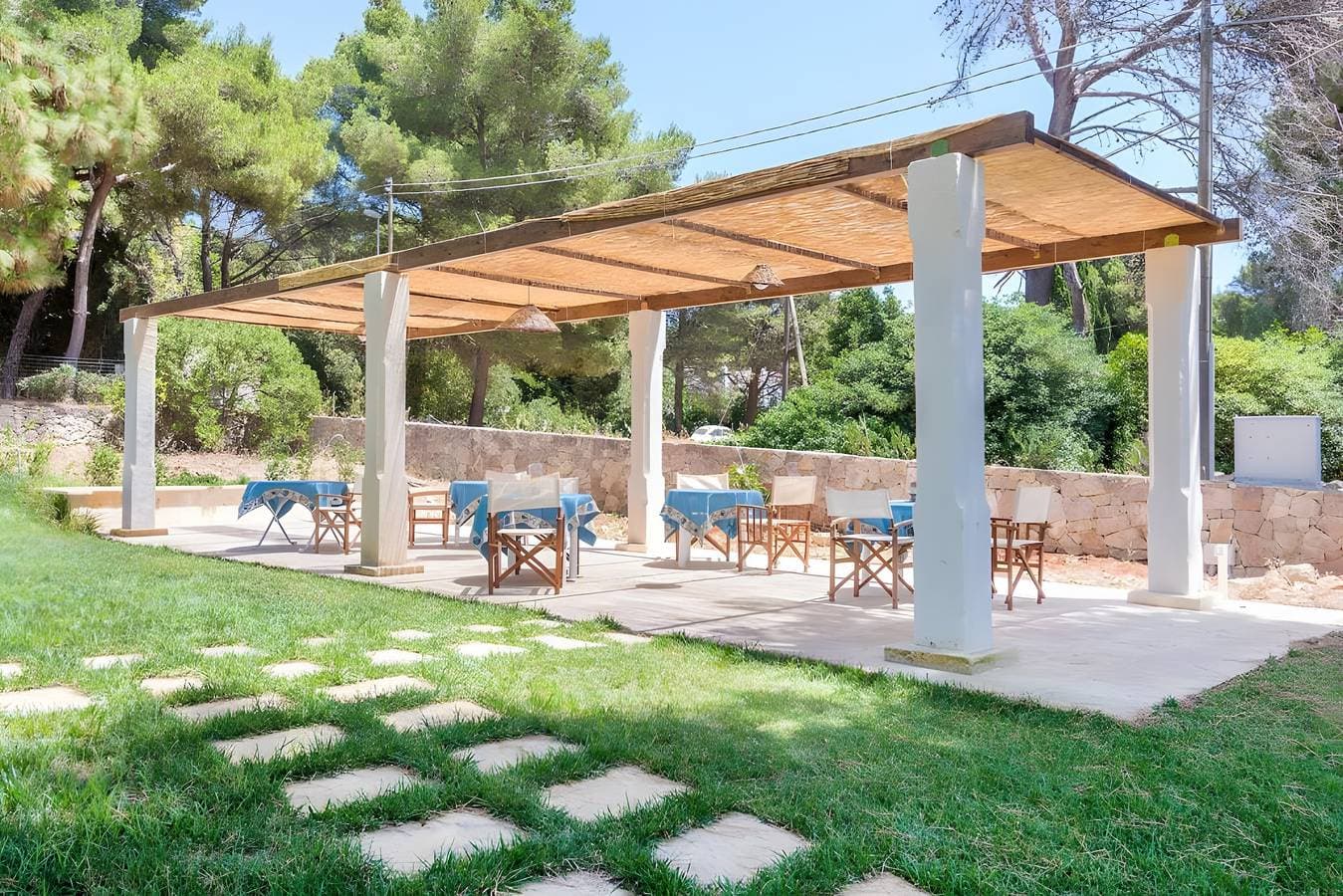Foto 3 von 55: Bed and Breakfast Cala D'Aspide – Zimmer mit Gartenblick, WLAN und Klimaanlage