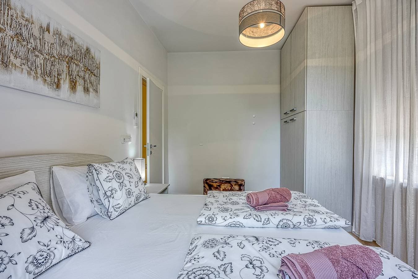 Foto 4 von 27: Luxury flat in the center with free parking