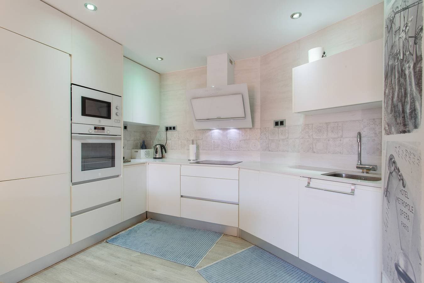 Foto 6 von 29: Ferienwohnung 'Veras Home' mit Meerblick, WLAN und Klimaanlage