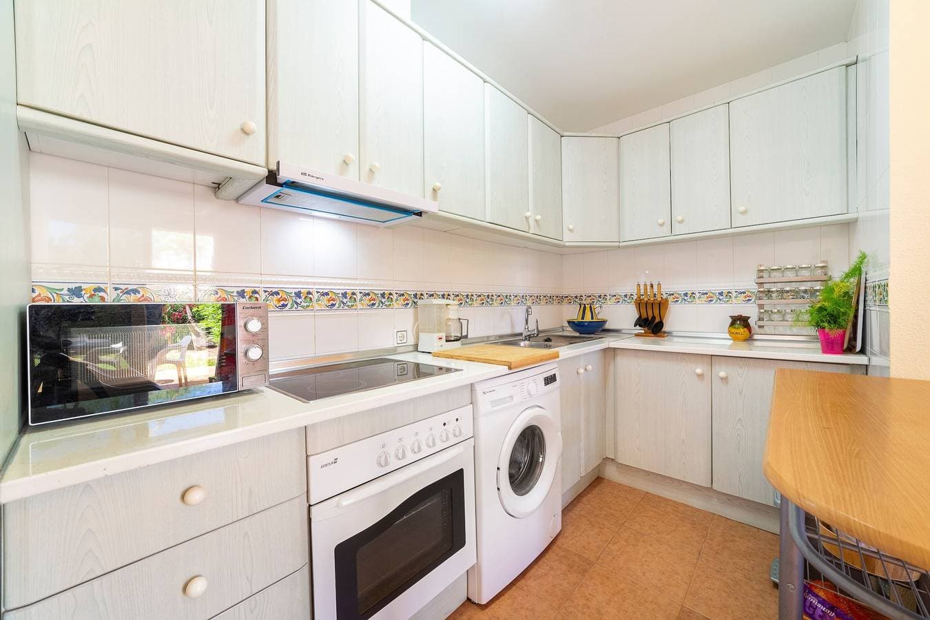 Foto 7 von 29: Ferienwohnung 'Naturista Vera Playa' mit Gemeinschaftspool, Klimaanlage und Wi-Fi