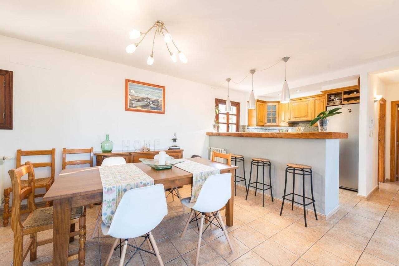 Foto 5 von 31: Three-Bedroom Townhouse