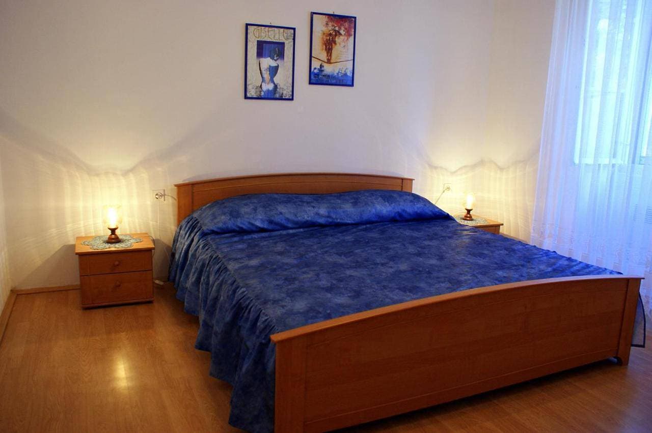 Foto 4 von 12: Two-Bedroom House