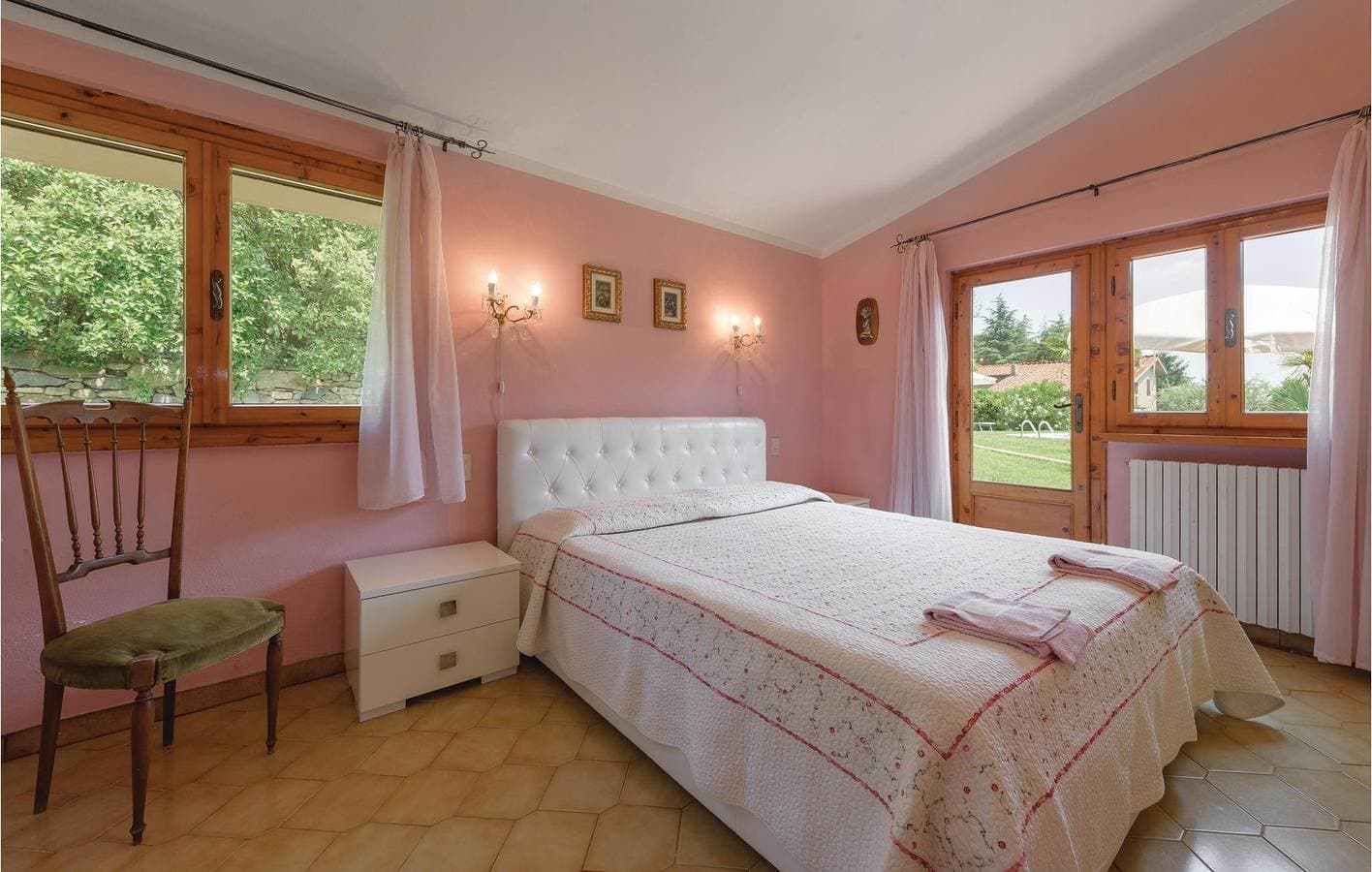Foto 5 von 18: Oase am See: 90m² mit Parkplatz, Pool & Garten