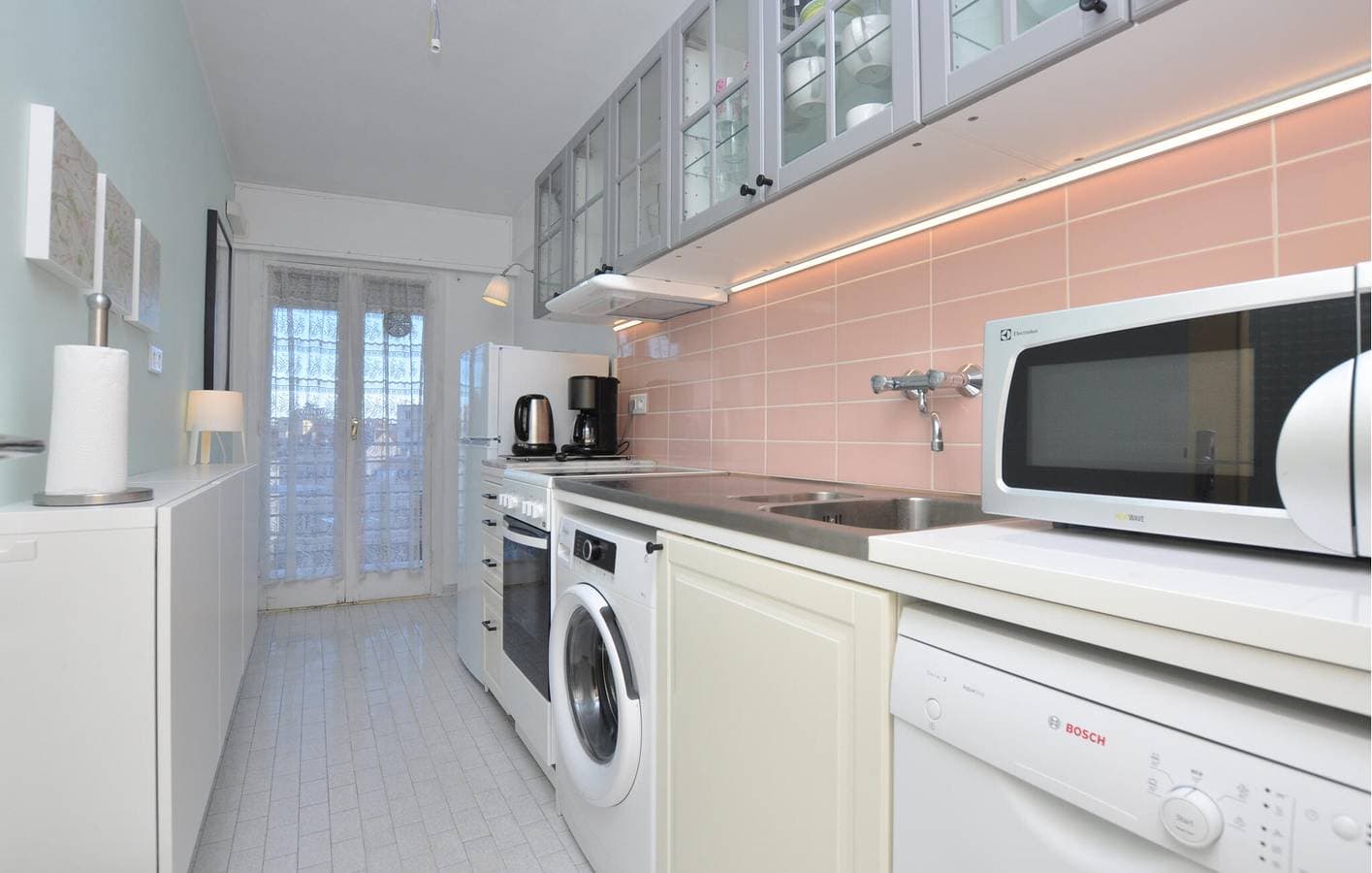Foto 5 von 28: Gemütliche Wohnung mit Terrasse und Parkplatz, 2km bis Handi Plage